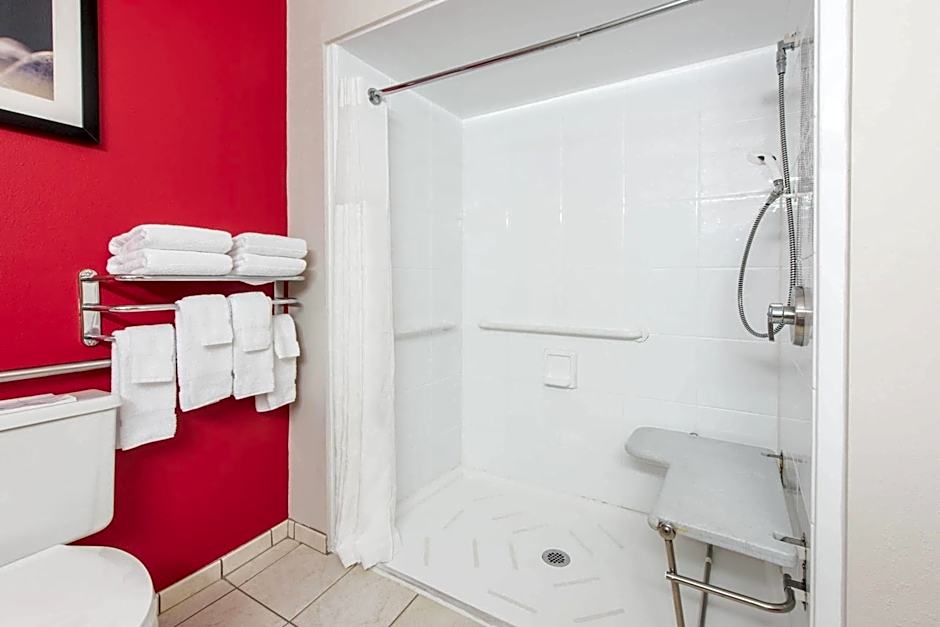 Ramada by Wyndham Springfield North