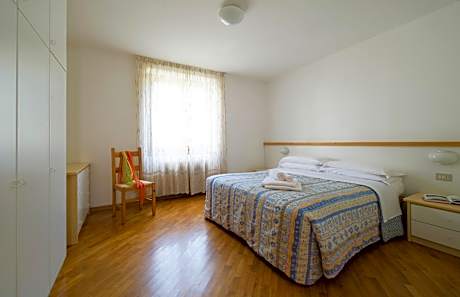 One-Bedroom Apartment (3 Adults)