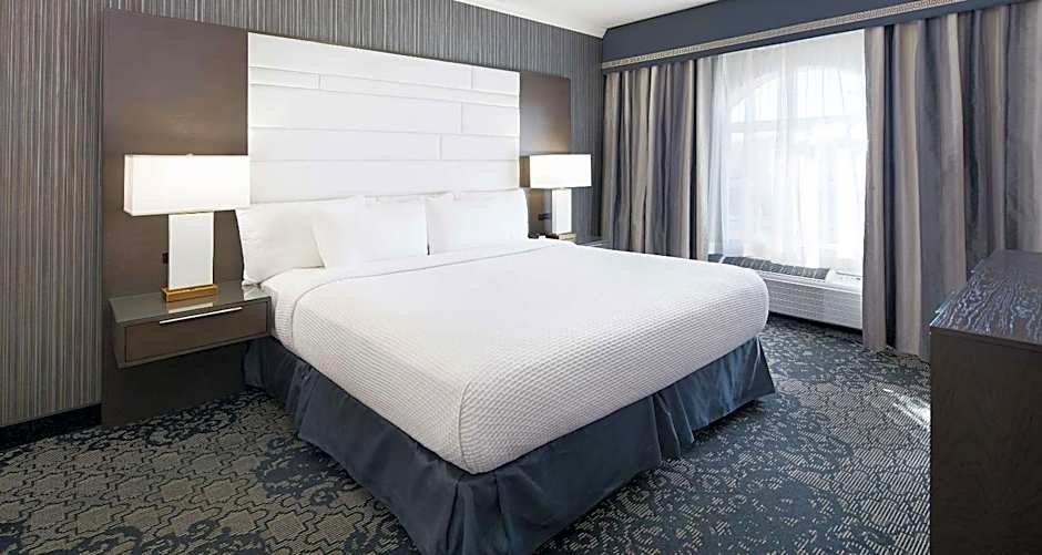 Best Western Plus Abbey Inn