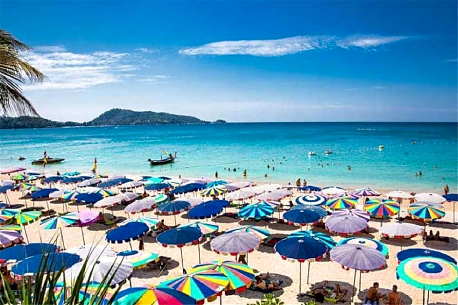 The Deck Patong by VIP