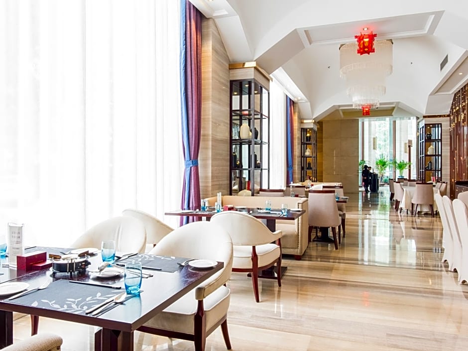 Dayhello International Hotel