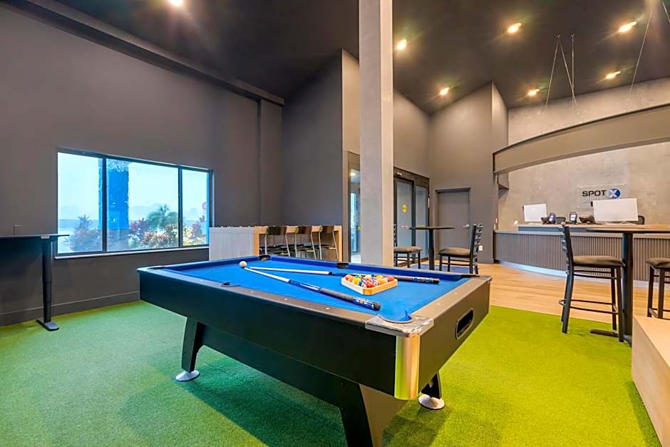 Spot X Hotel Wesley Chapel - Tampa Area