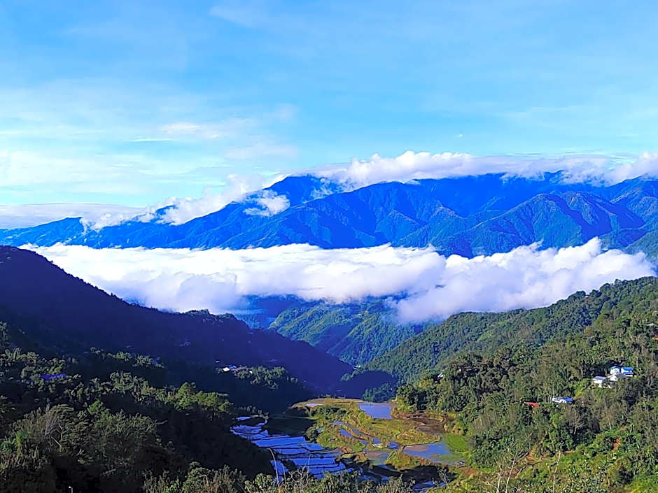 Hiwang Native House Inn & Viewdeck
