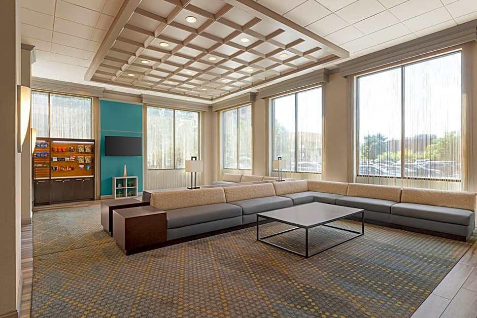 Holiday Inn Boston - Cambridge Area by IHG