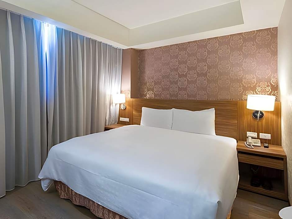 Paris Business Hotel