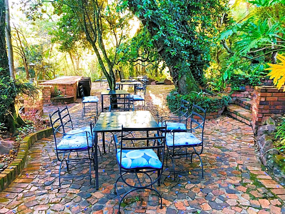 Shangri-La Country Hotel & Spa