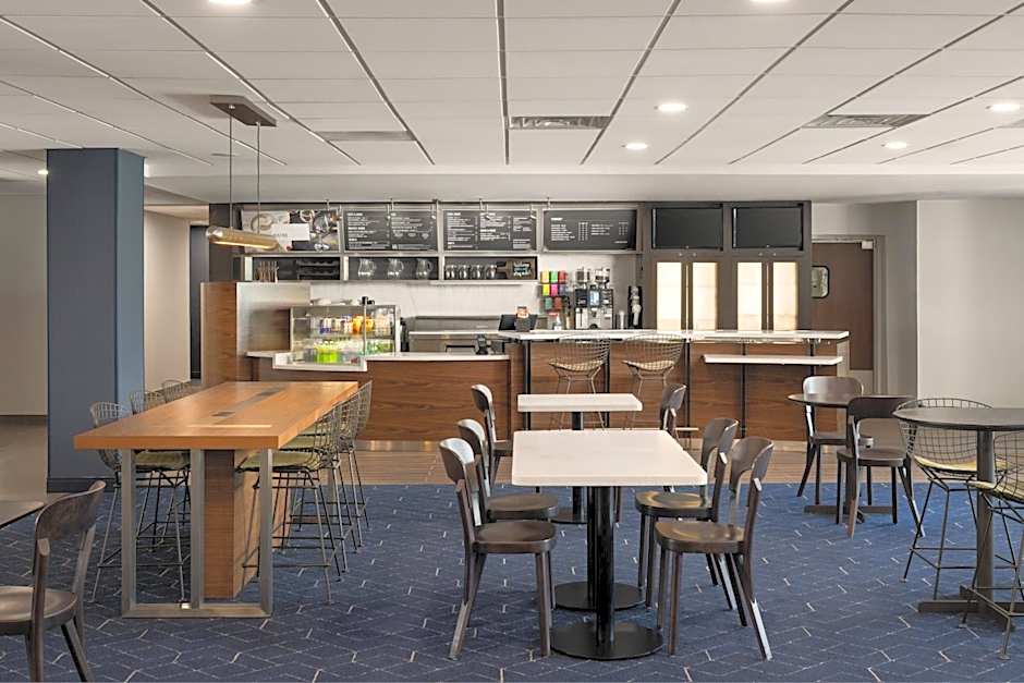 Courtyard by Marriott Brunswick