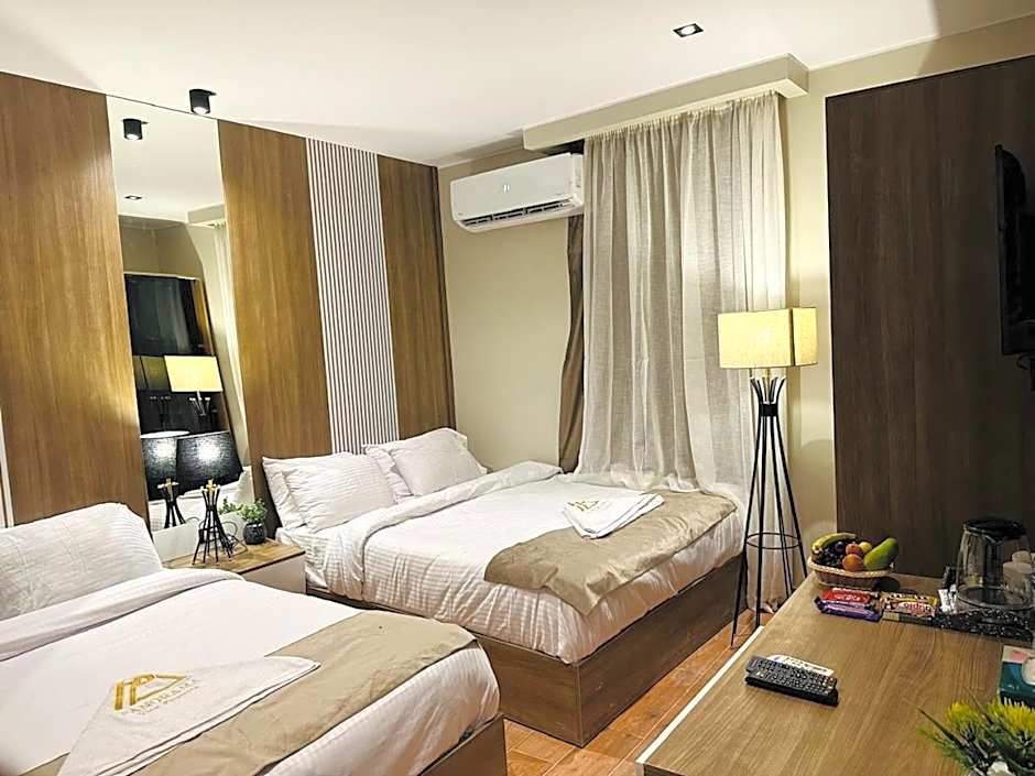 PANORAMA view pyramids