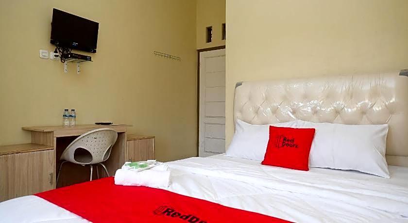 OYO 90516 RGH Syariah Argopeni