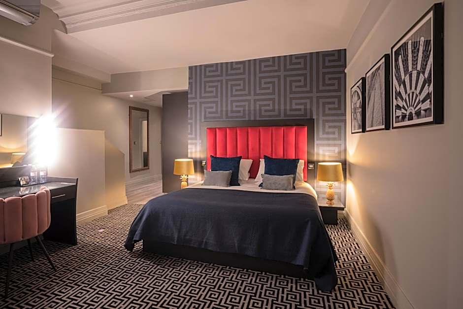 62 Castle Street Hotel