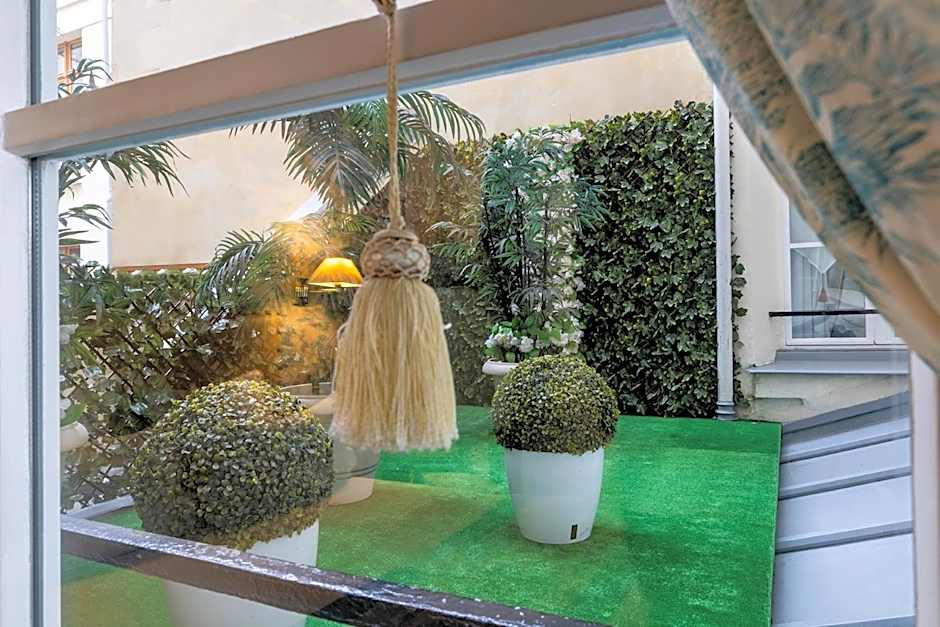 Relais Hotel Du Vieux Paris