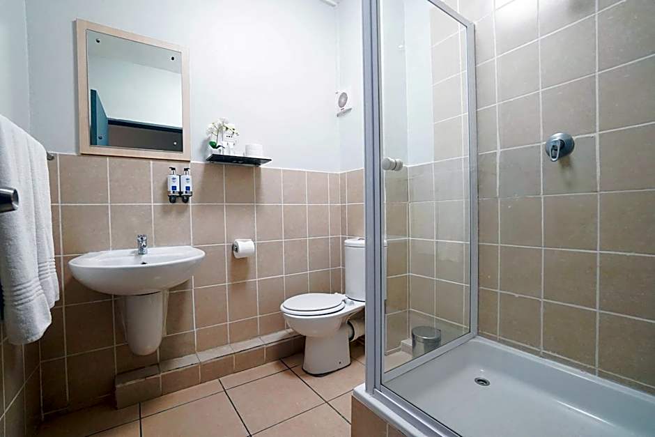 Inani Hotel Gallagher