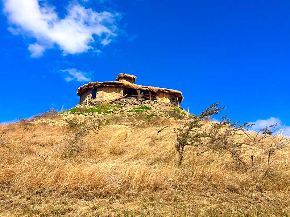 Original Maasai Lodge – Africa Amini Life
