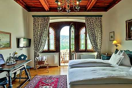 Double Room with Lake View
