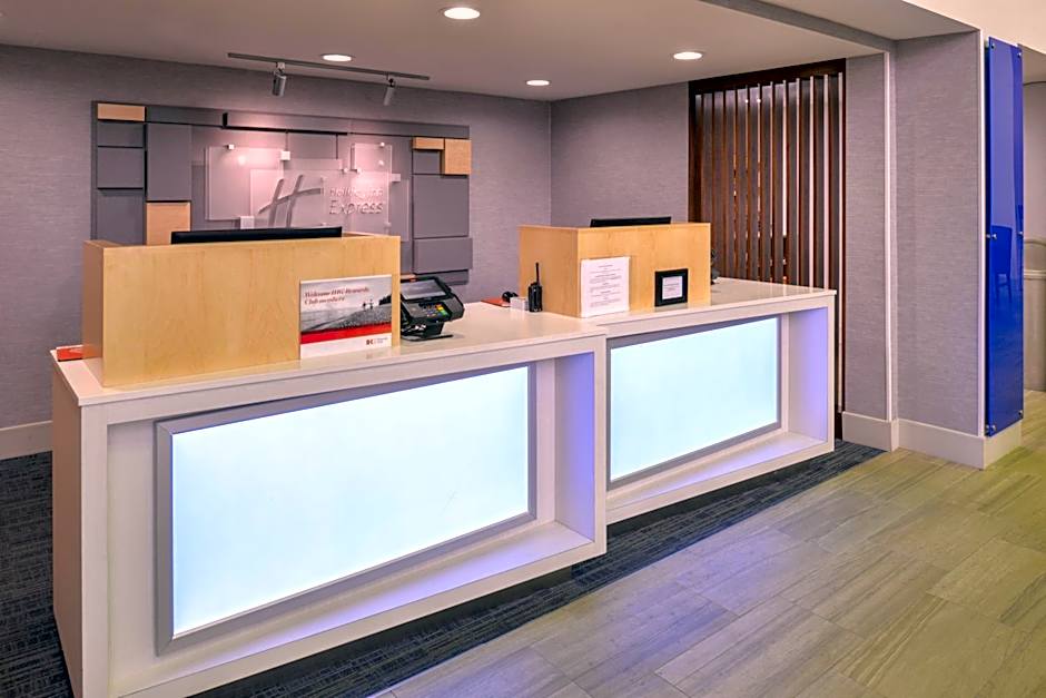 Holiday Inn Express Palm Desert By IHG
