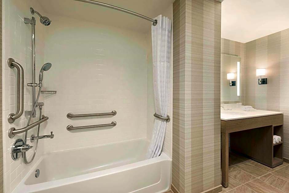 Homewood Suites by Hilton Chicago West Loop