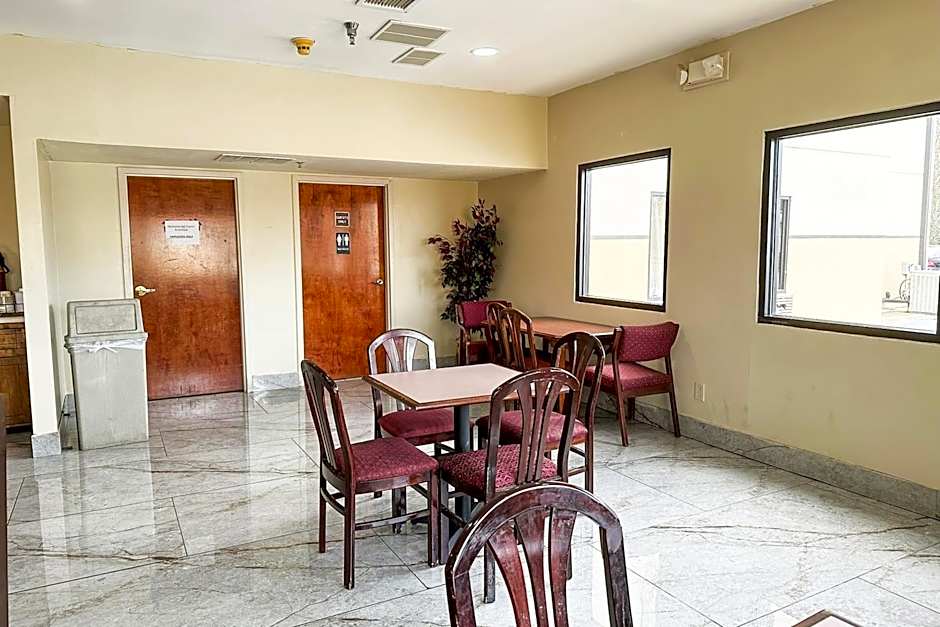 OYO Hotel Rome West GA