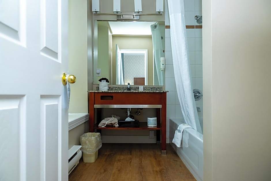 Quality Inn & Suites