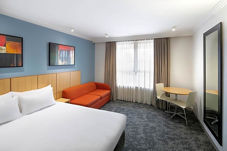 Mercure Brisbane Garden City