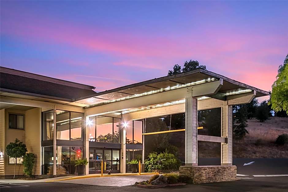Best Western Plus Sonora Oaks Hotel & Conference Center