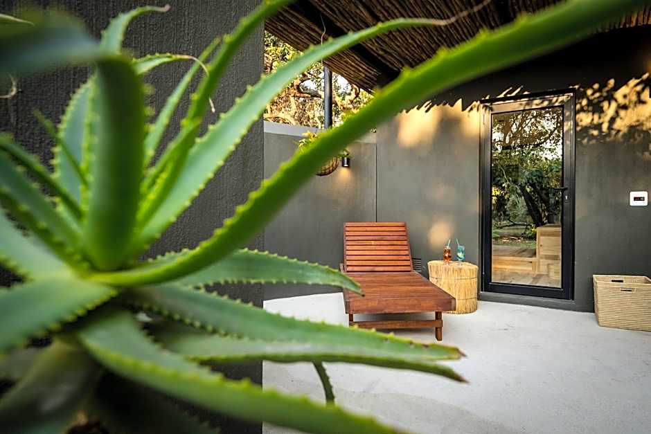 Sunbirds Oasis Lodge