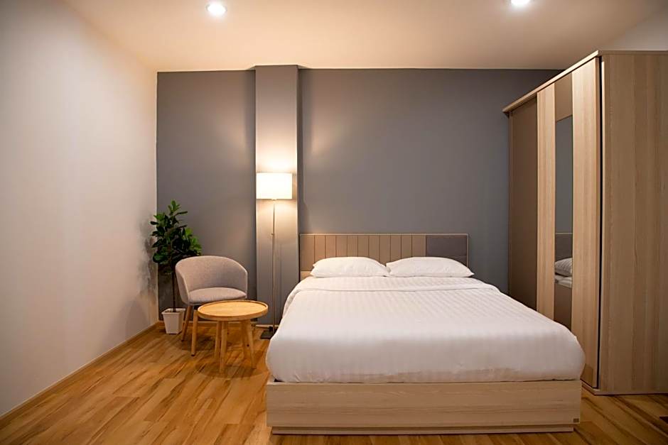 J & L Residence and Spa