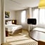 B&B HOTEL Rueil-Malmaison Gare