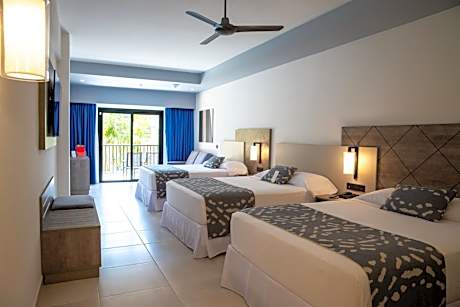 Family & Friends Room