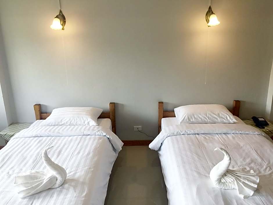 Baan Bangrak Residence