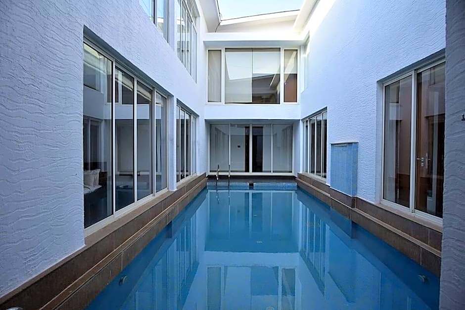 Luxe Loft Villa