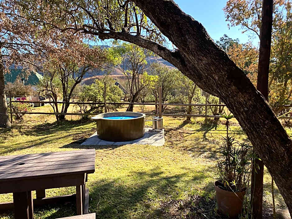 Sani Lodge & Cottages