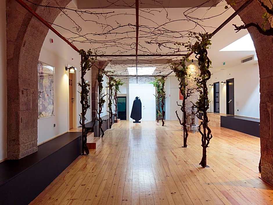 The House of Sandeman - Hostel & Suites