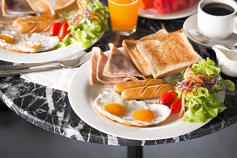 Theorie Hotel Sukhumvit 107 by SLH