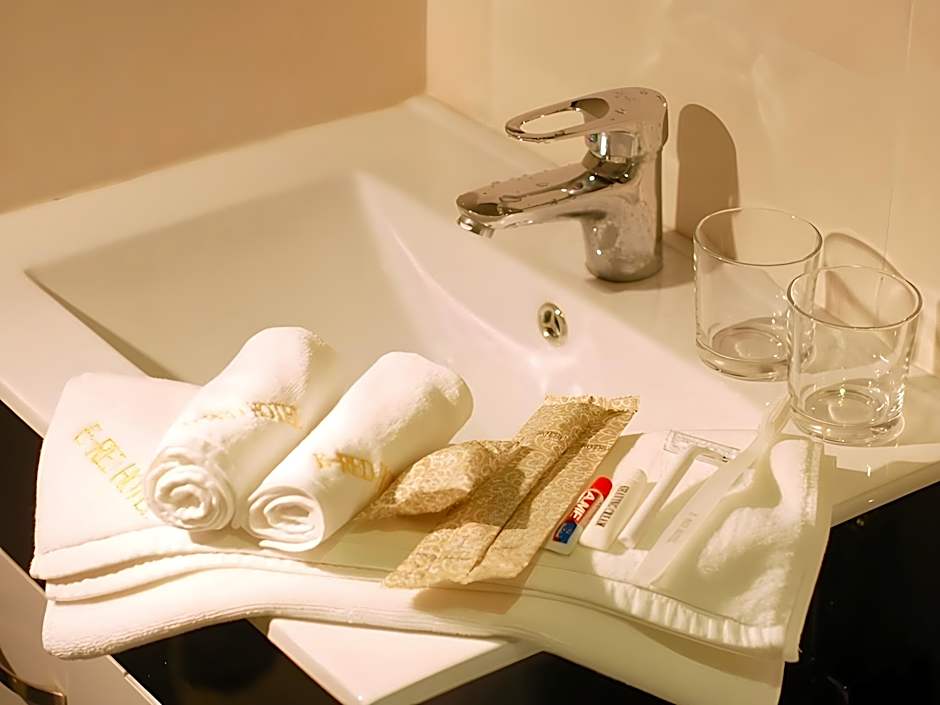 Ernes Hotel Bayu Mutiara 