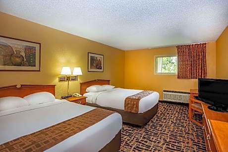 2 Queens Bed, Non-Smoking