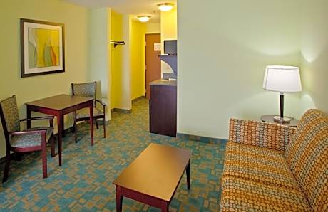 Holiday Inn Express Hotel & Suites Thornburg-S. Fredericksburg By IHG