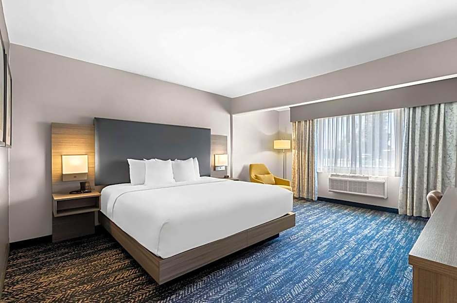 The Hourglass Hotel, Ascend Hotel Collection