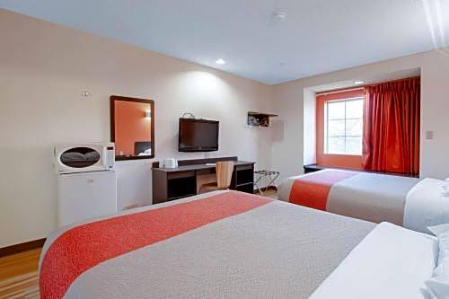 Motel 6-El Paso, TX - Southeast