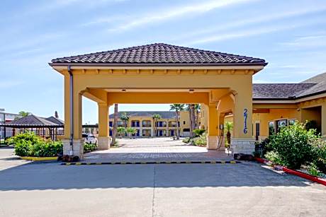 Weslaco Inn by Capital O Near Mercedes