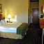 Holiday Inn Express Hotel & Suites Laurinburg