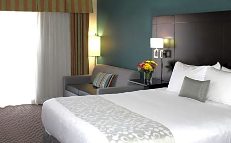 King Room with Balcony