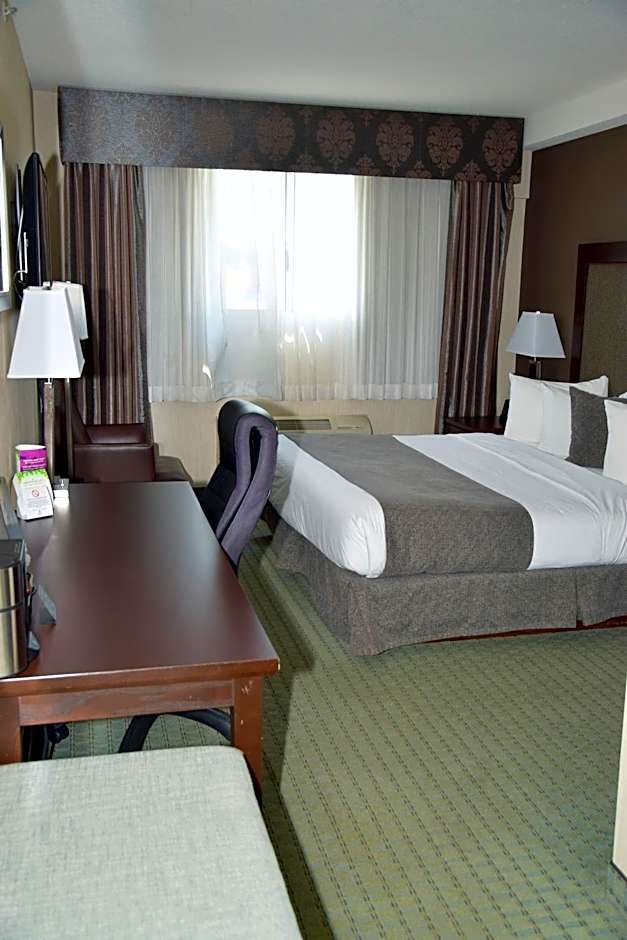 Coast Lethbridge Hotel & Conference Centre