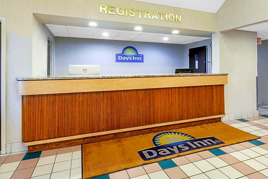 Days Inn by Wyndham Milan Sandusky South