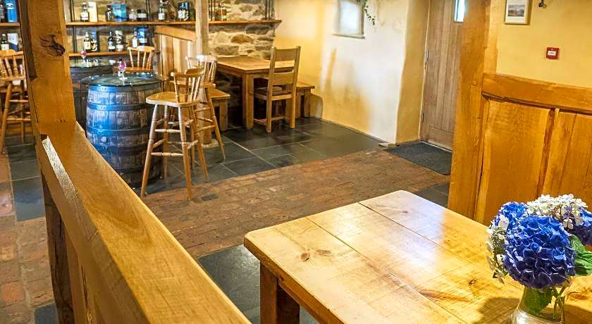 The Wayside and Whisky Barn