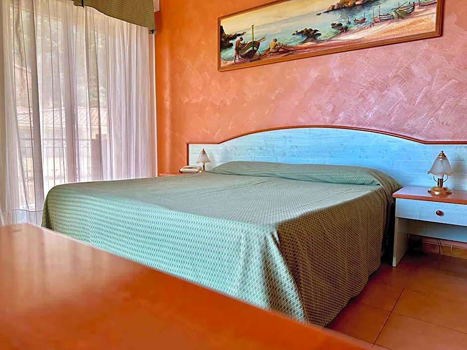 Hotel Soleado
