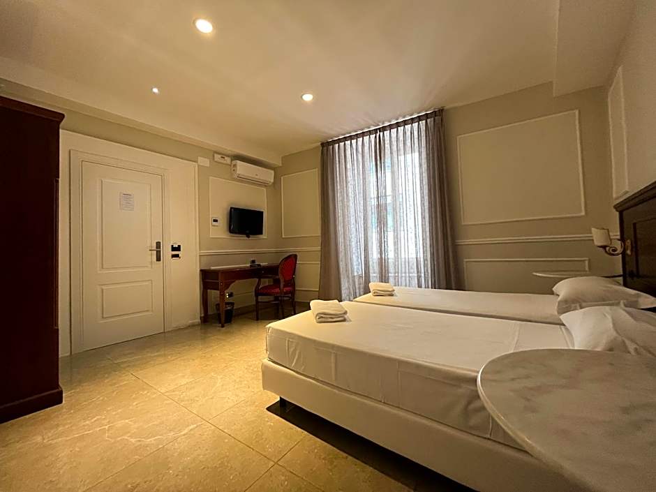 Napolit'amo Hotel Principe