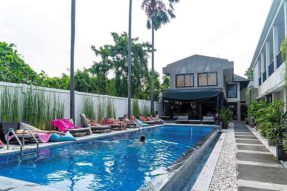 Rhythm & Rumble Hostel