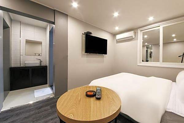 Gamdong Hotel