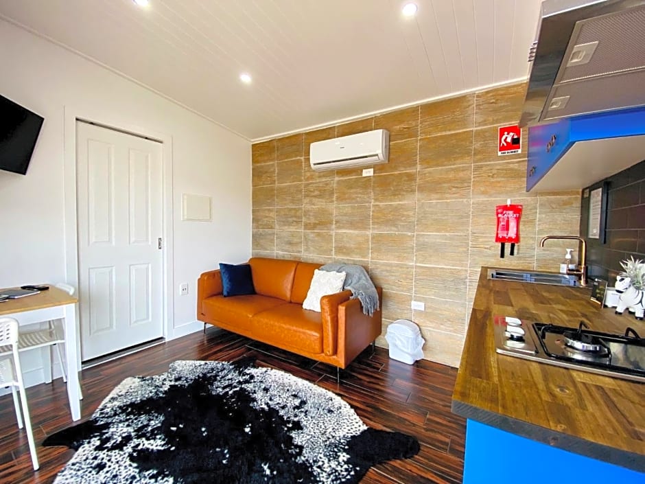 Rose Quartz - 1 Bed with Mountain Views - Kundalini Lodge