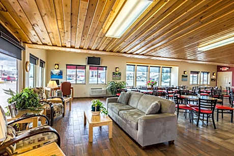 Harmony Inn & Suites